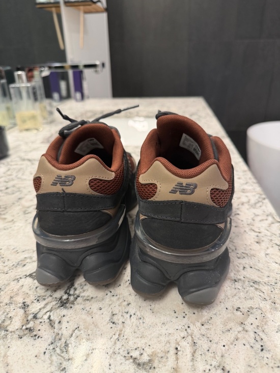 New Balance Phantom Rich Oak 9060 main image 5
